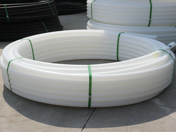 PE塑料管應該怎樣增白？